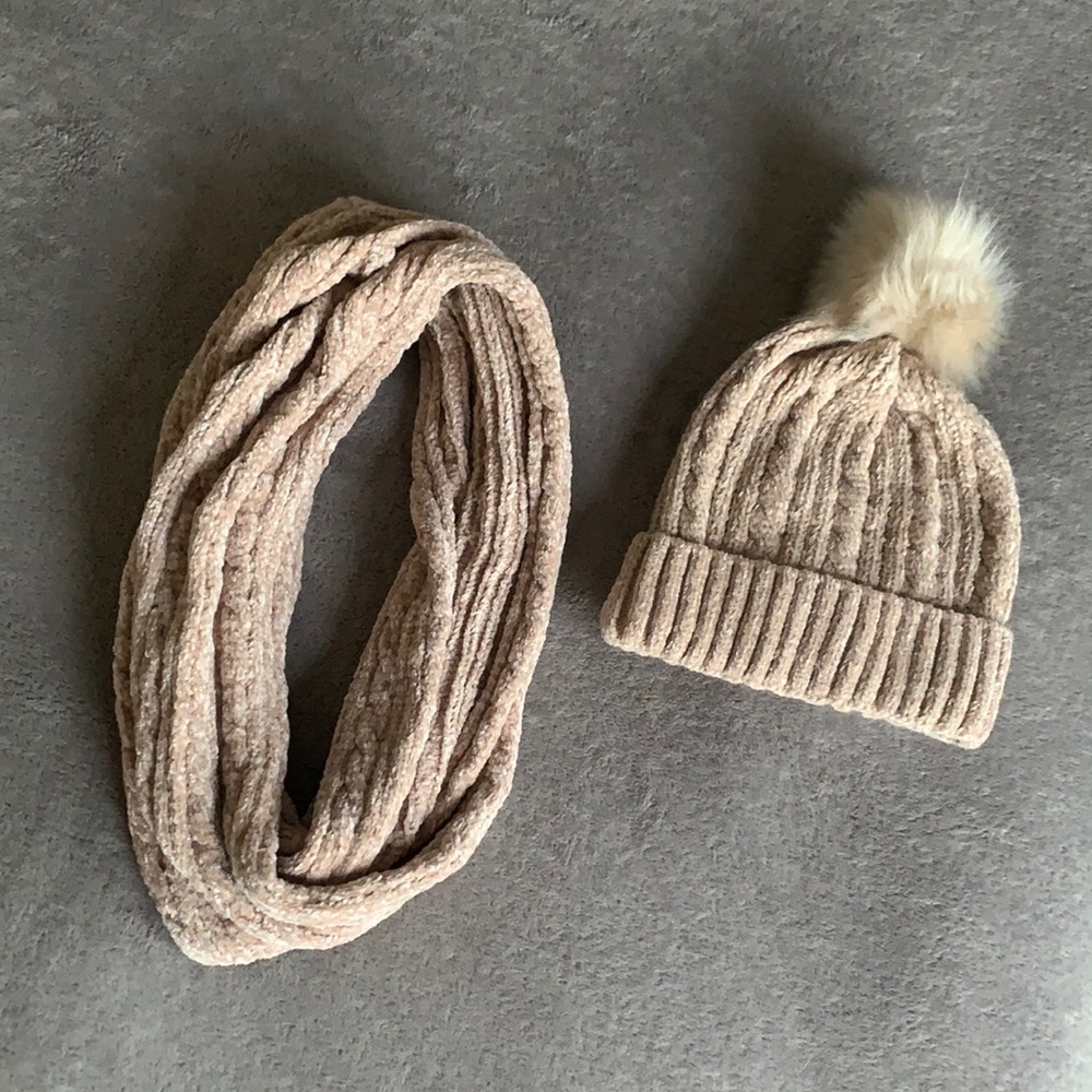 Scarf and beanie set